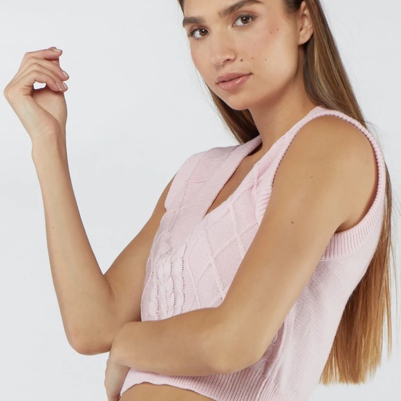 ***SOLD***Cable Knit Cropped Sweater Vest - Picture 2 of 3